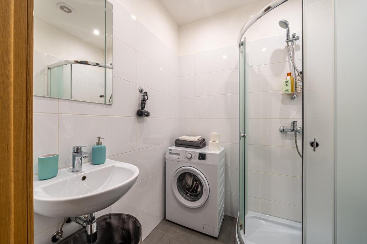 Grizinkalns Residence With Free Parking Рига Екстериор снимка