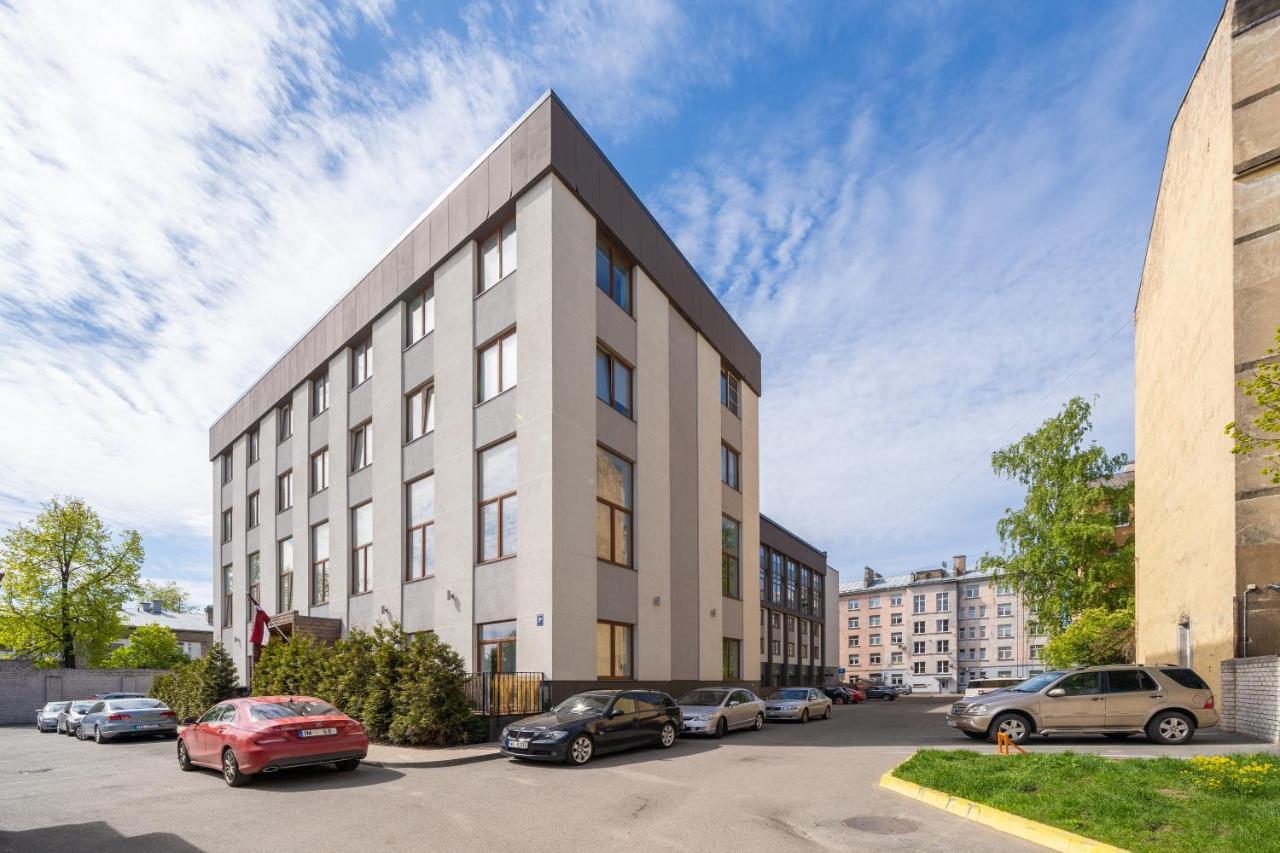 Grizinkalns Residence With Free Parking Рига Екстериор снимка